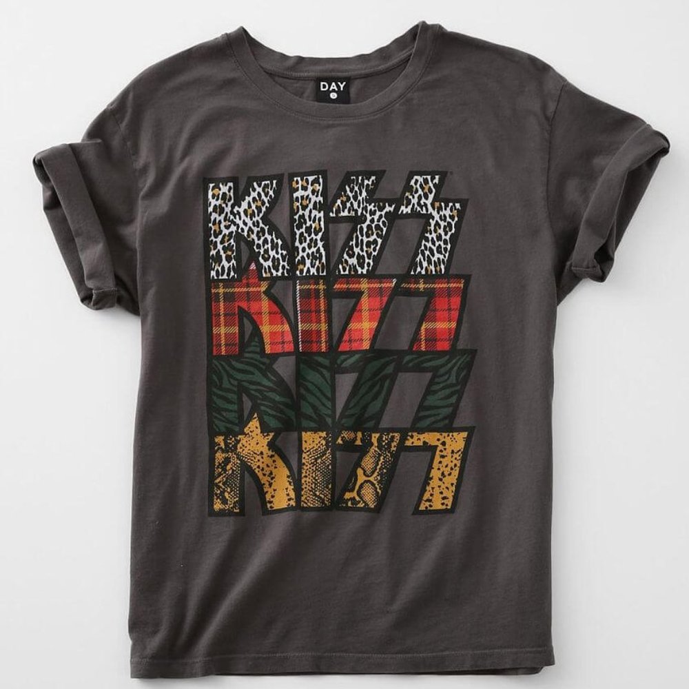 #18❤️ Brand new DAY KISS Band T-Shirt